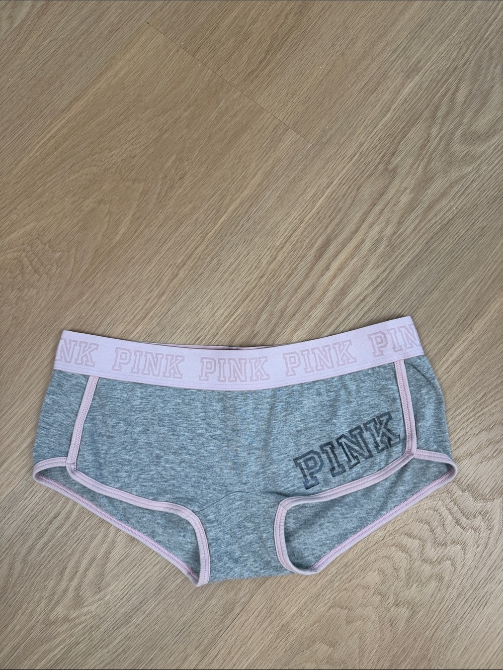 2017 PINK Victoria’s Secret Low Rise Bayshort Panty M